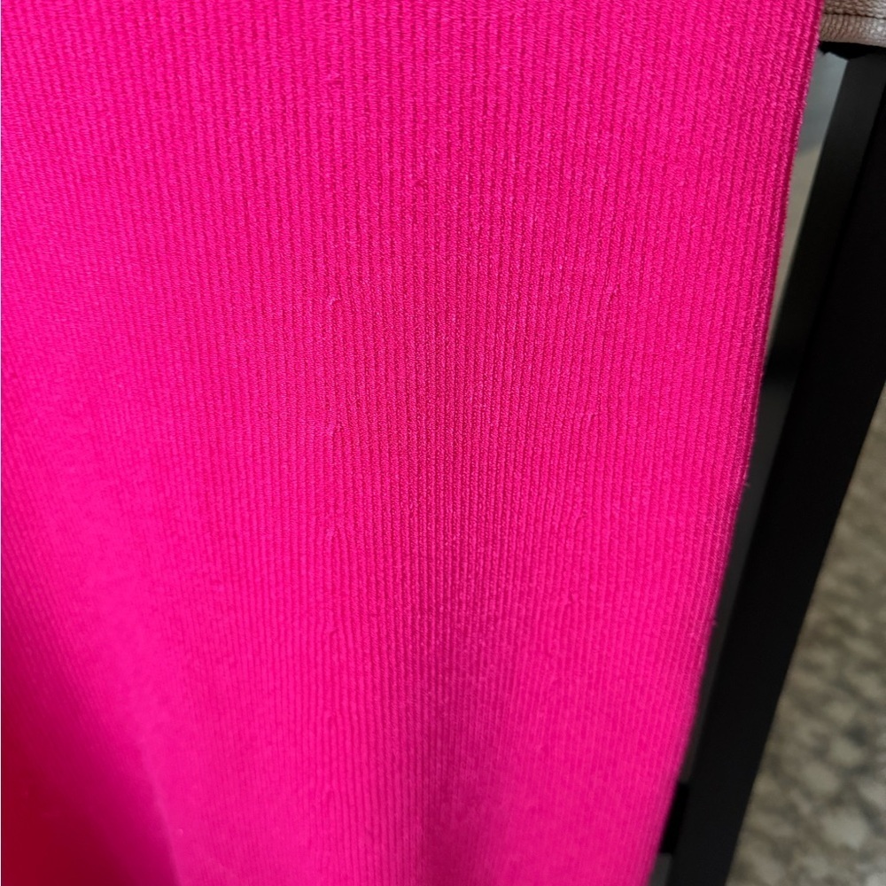 Paco Rabanne Crystal Embellished
Ribbed Knit Mini Dress in Pink
Raspberry, S - Picture 10 of 13